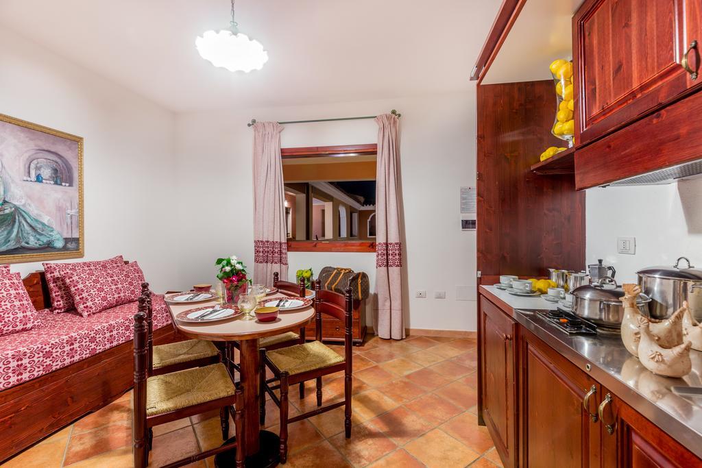 Residence Sos Alinos Cala Liberotto Εξωτερικό φωτογραφία