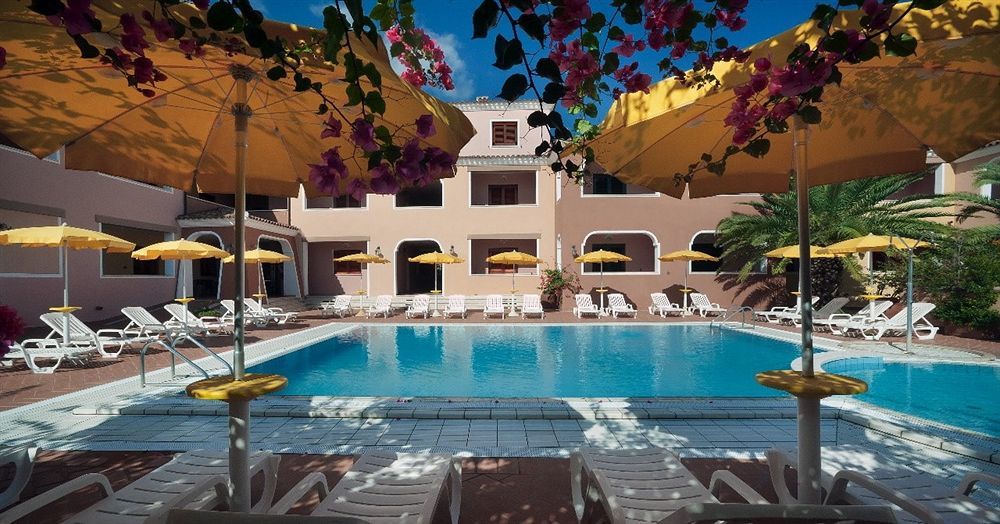 Residence Sos Alinos Cala Liberotto Εξωτερικό φωτογραφία