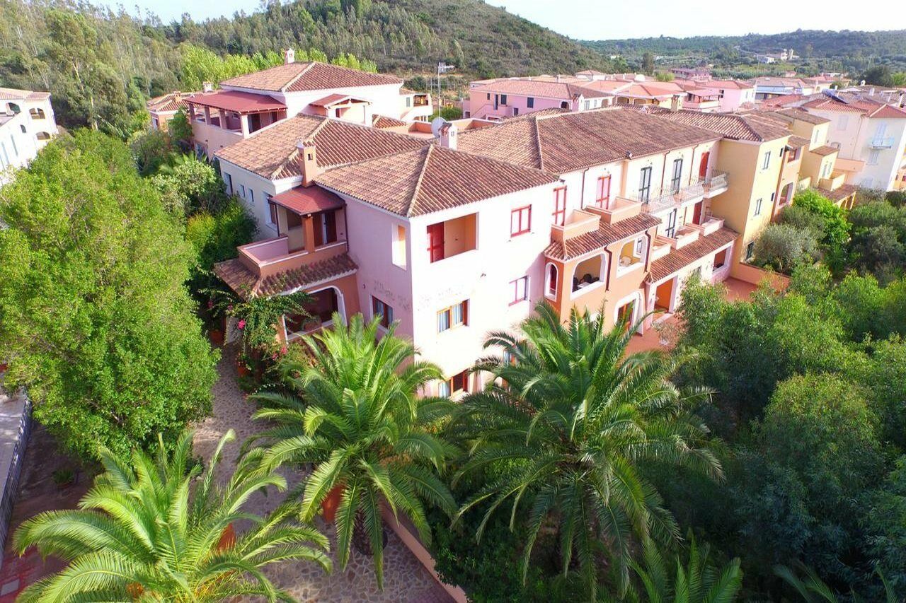 Residence Sos Alinos Cala Liberotto Εξωτερικό φωτογραφία
